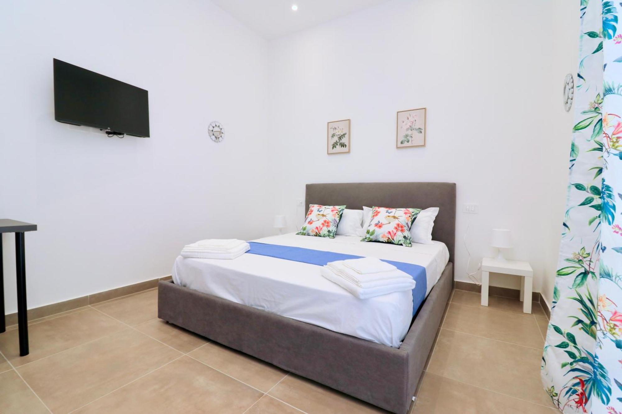 Airport Guest Houses Neapol Zewnętrze zdjęcie