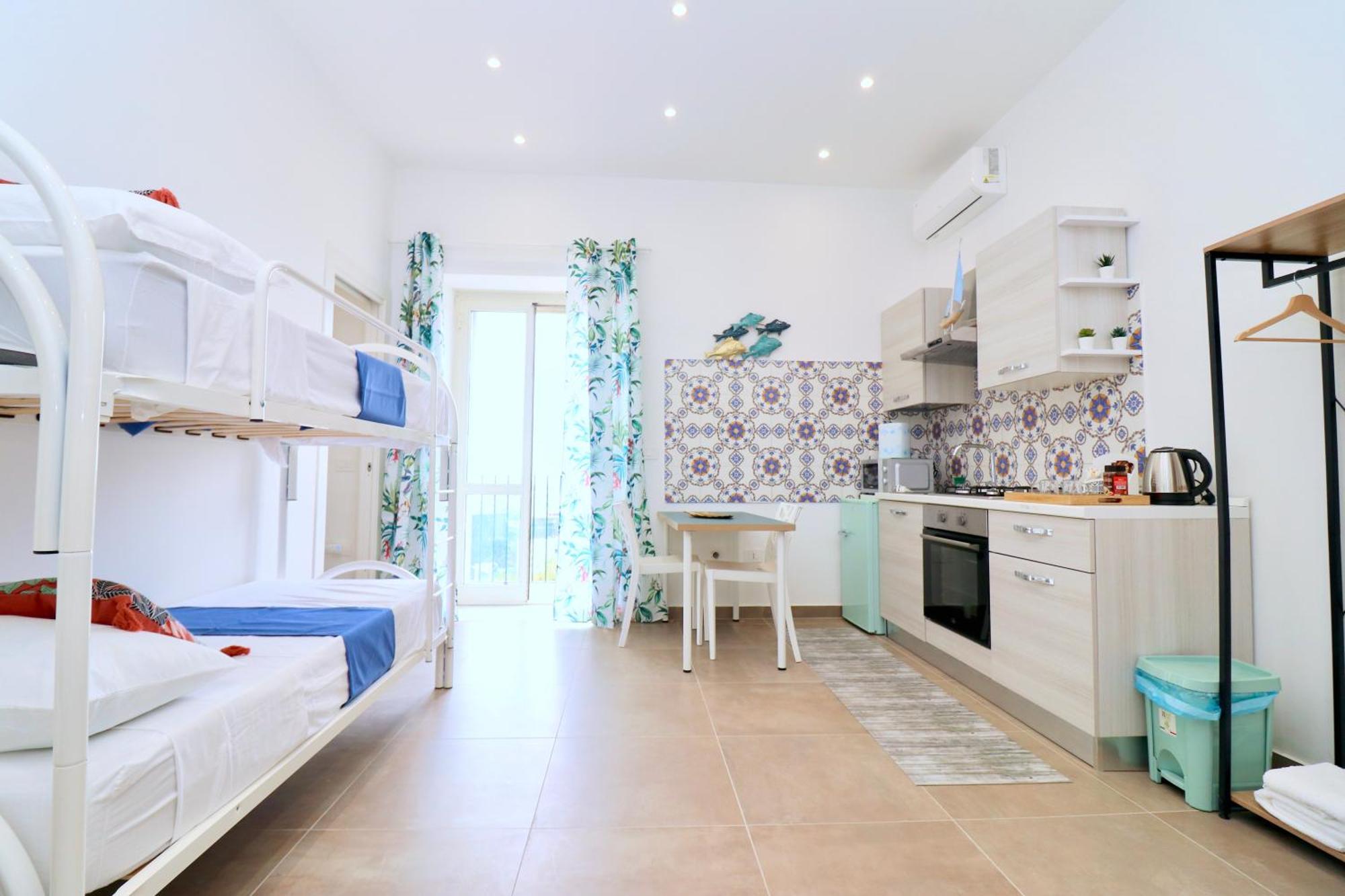Airport Guest Houses Neapol Zewnętrze zdjęcie