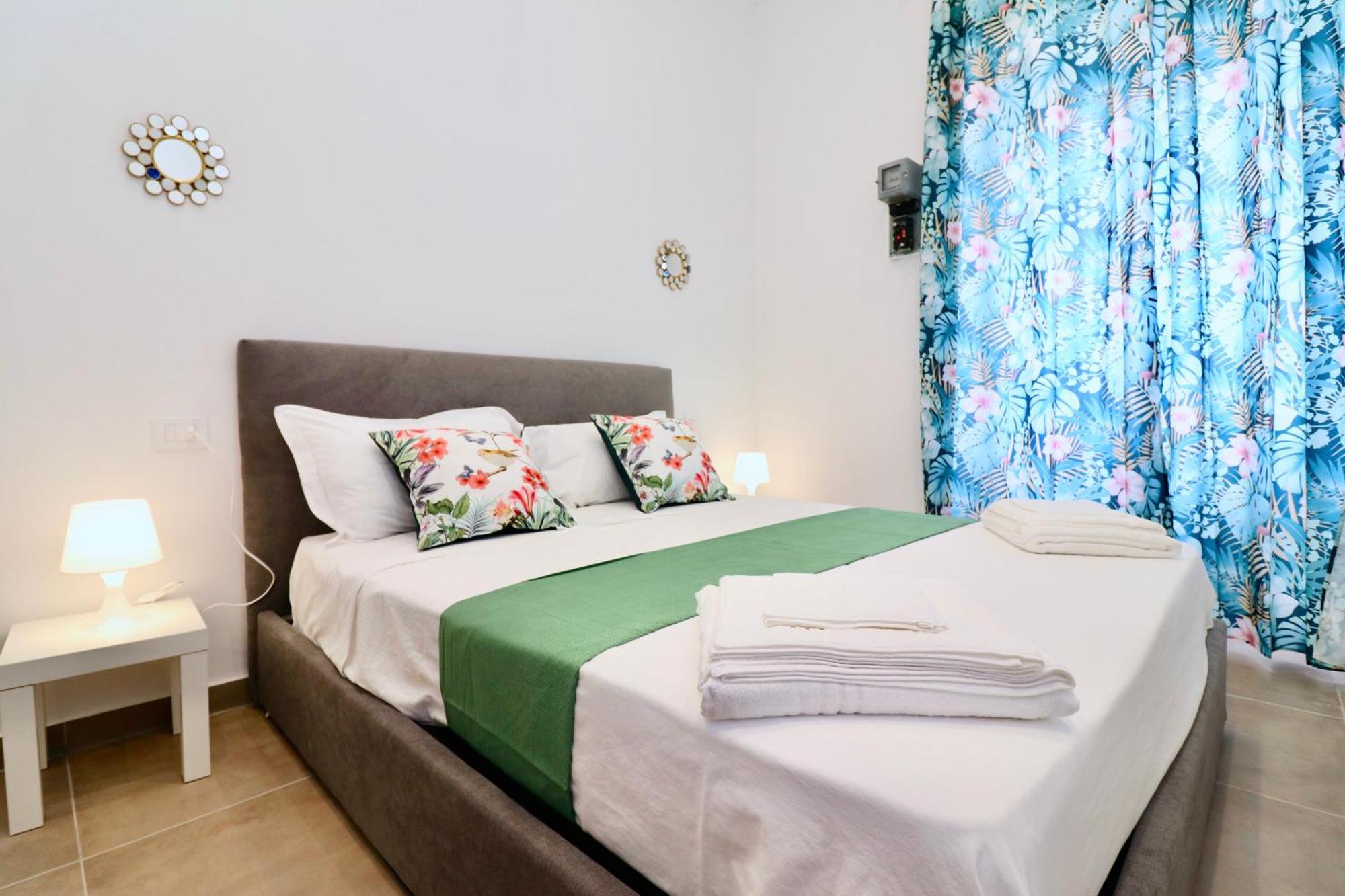 Airport Guest Houses Neapol Zewnętrze zdjęcie